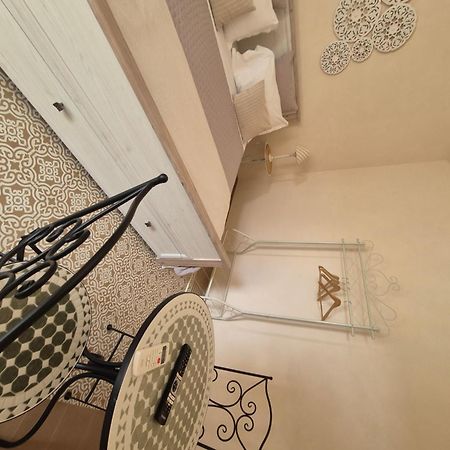 Il Trullo Di Nonna Lella Guest House Castellana Grotte Eksteriør bilde