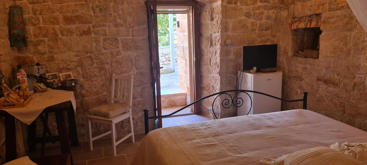 Il Trullo Di Nonna Lella Guest House Castellana Grotte Eksteriør bilde