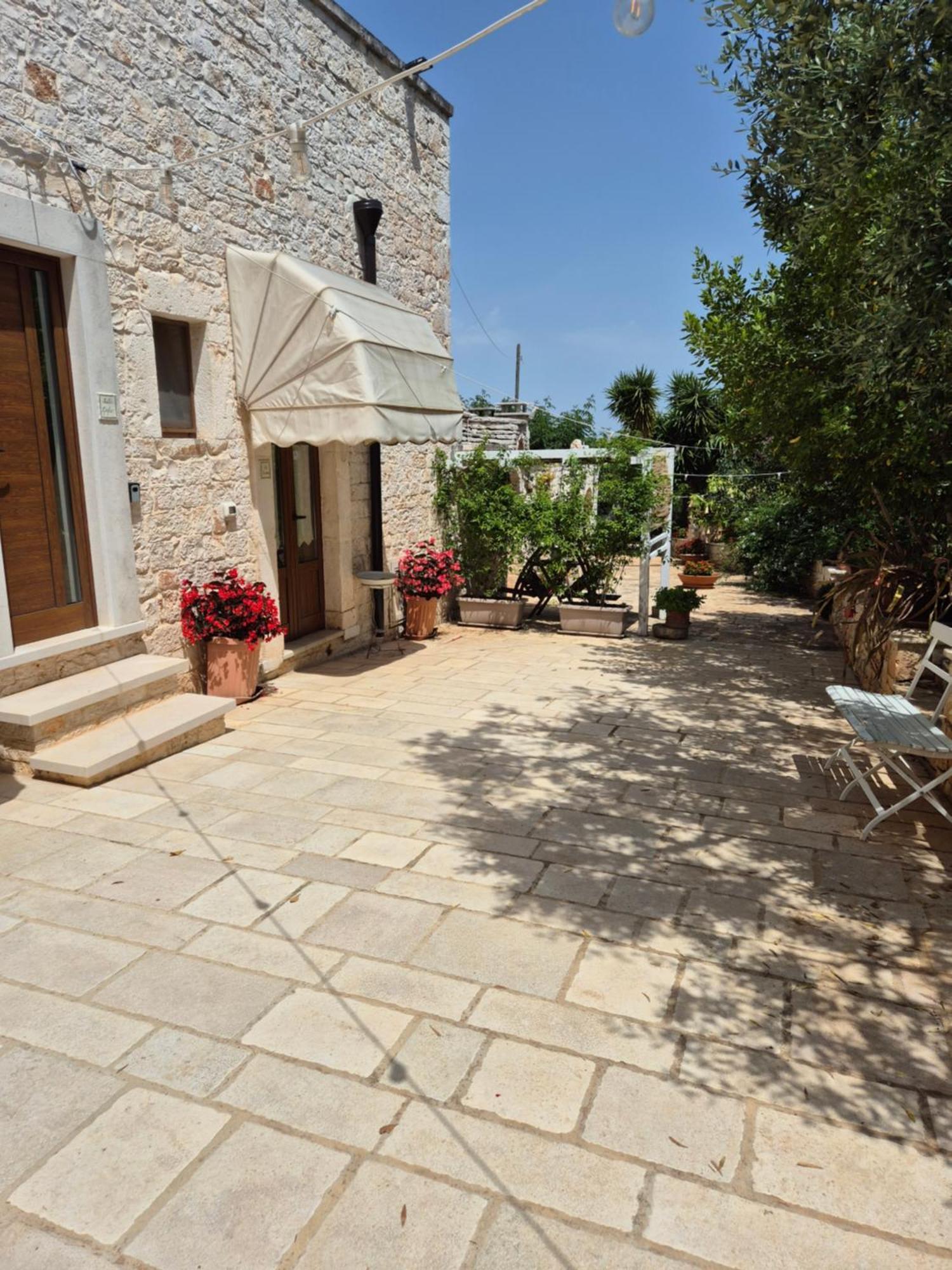 Il Trullo Di Nonna Lella Guest House Castellana Grotte Eksteriør bilde