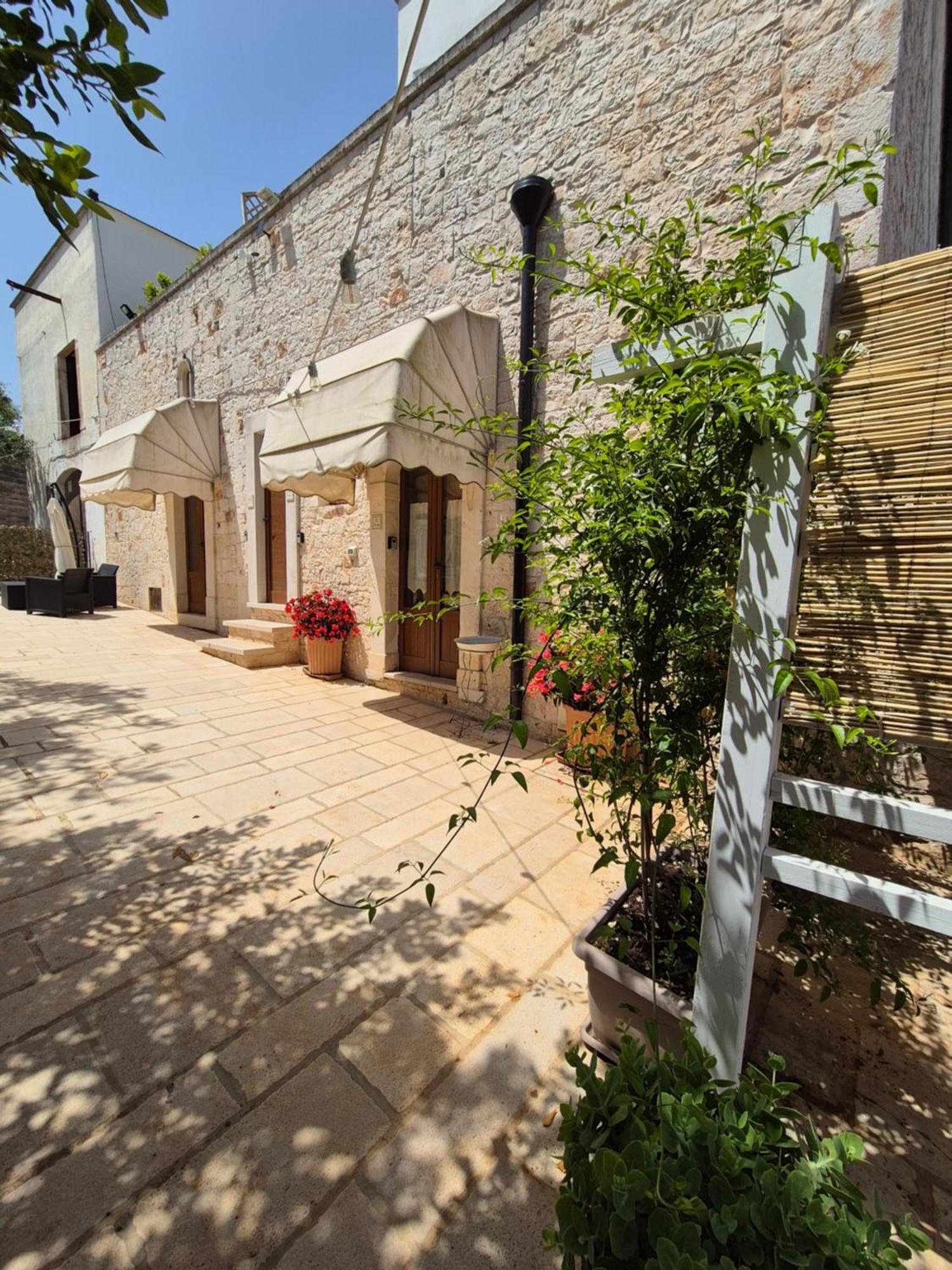 Il Trullo Di Nonna Lella Guest House Castellana Grotte Eksteriør bilde