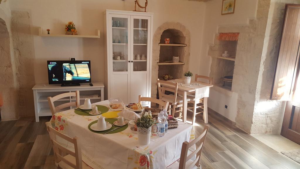 Il Trullo Di Nonna Lella Guest House Castellana Grotte Eksteriør bilde